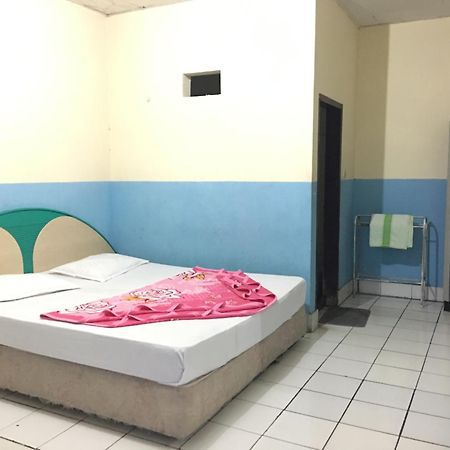 Tamasya Garden Hotel Kotamobagu Kamer foto