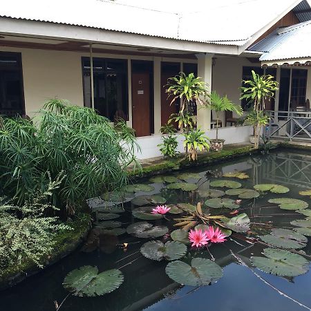 Tamasya Garden Hotel Kotamobagu Buitenkant foto