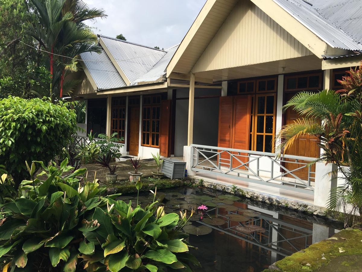 Tamasya Garden Hotel Kotamobagu Buitenkant foto