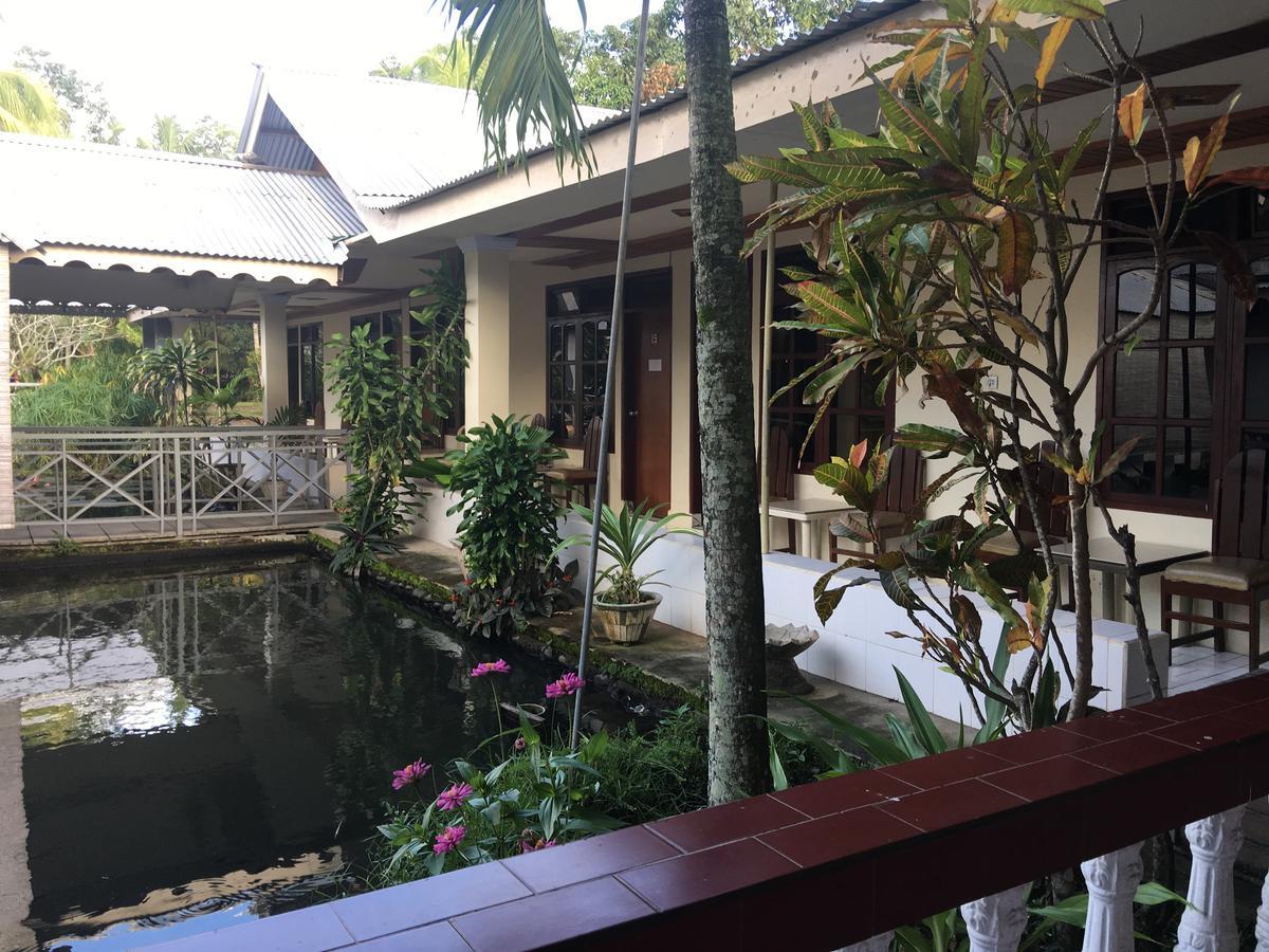 Tamasya Garden Hotel Kotamobagu Buitenkant foto