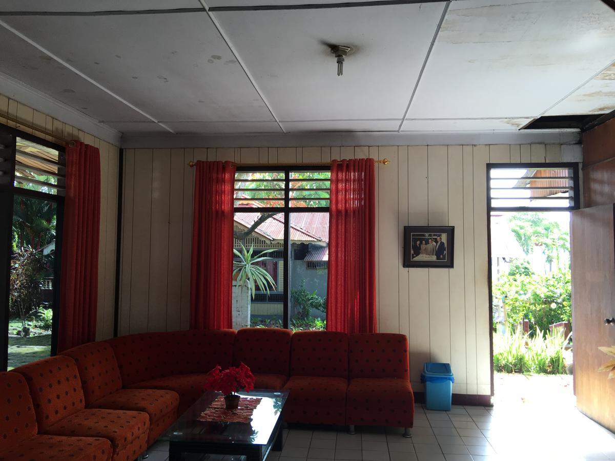 Tamasya Garden Hotel Kotamobagu Buitenkant foto