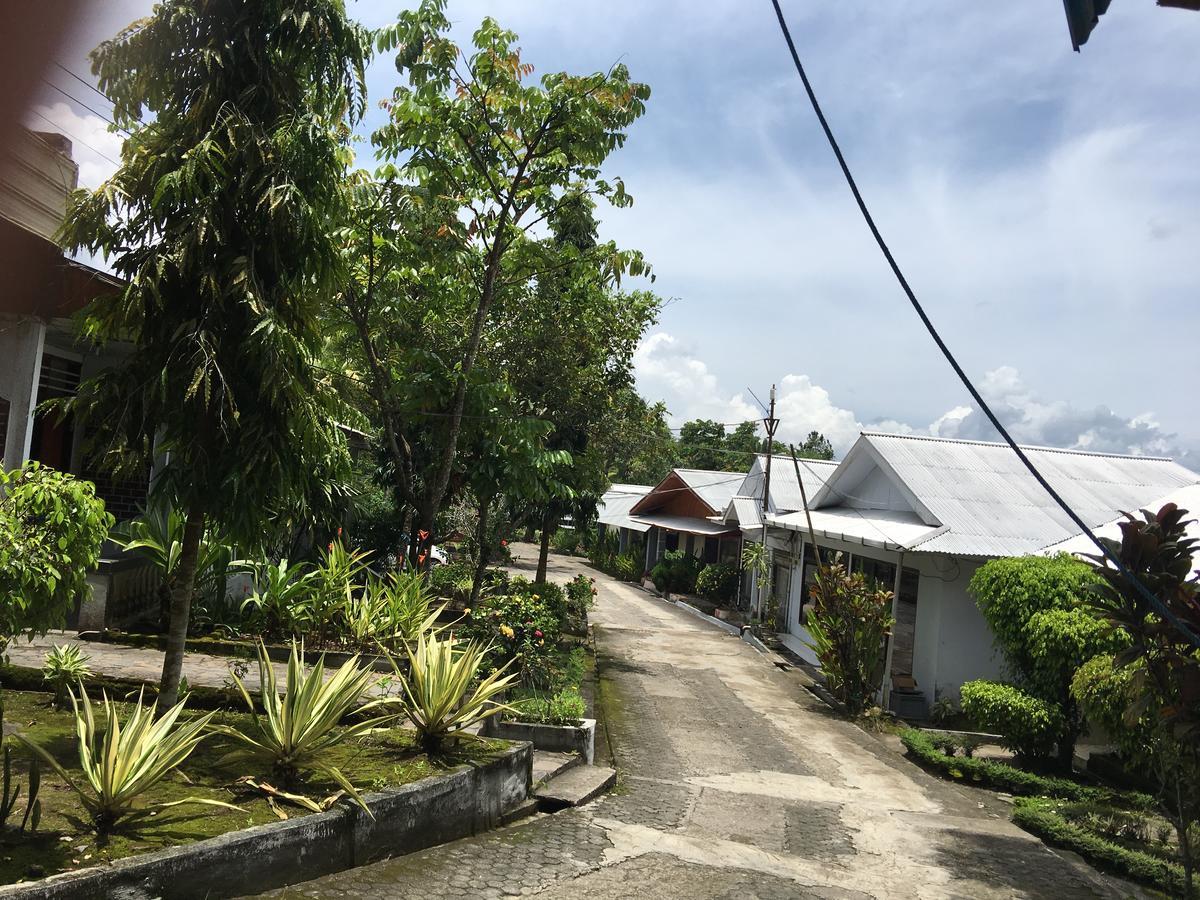 Tamasya Garden Hotel Kotamobagu Buitenkant foto