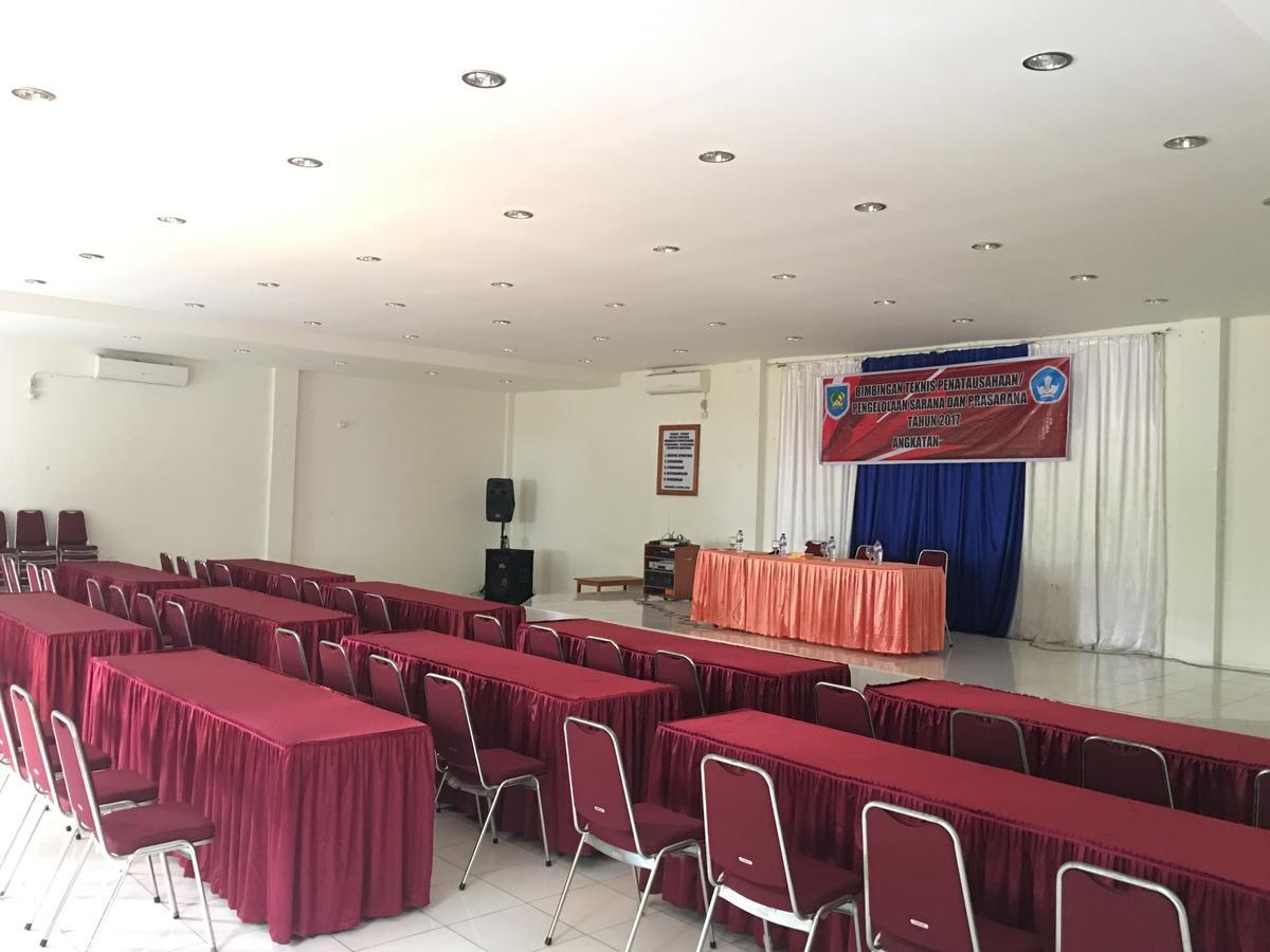 Tamasya Garden Hotel Kotamobagu Buitenkant foto